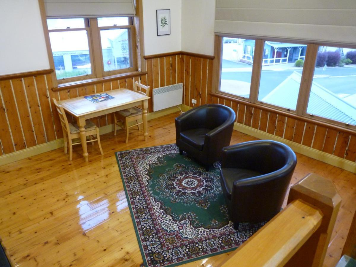 Aparthotel Bushman'S At Strahan Exterior foto