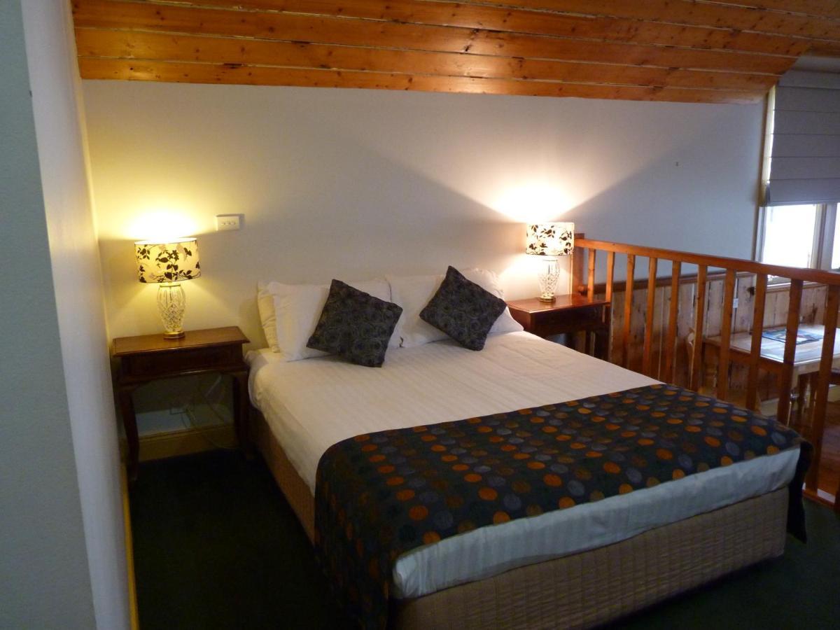 Aparthotel Bushman'S At Strahan Exterior foto